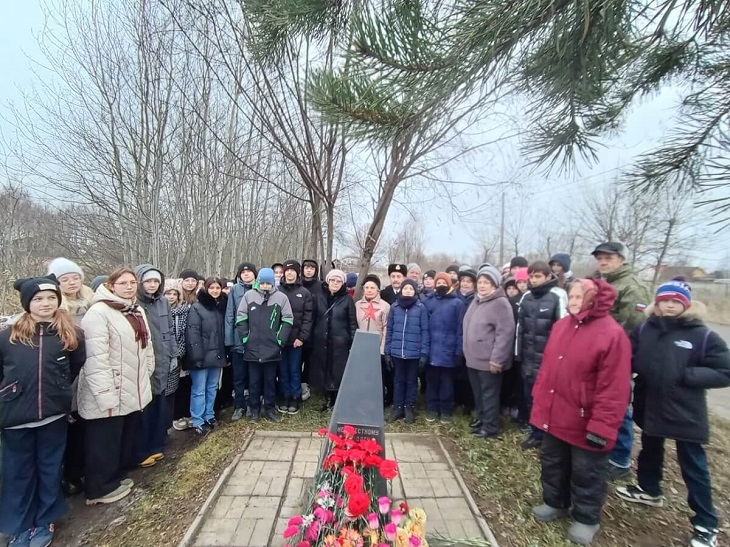 Имя твое неизвестно, подвиг твой бессмертен